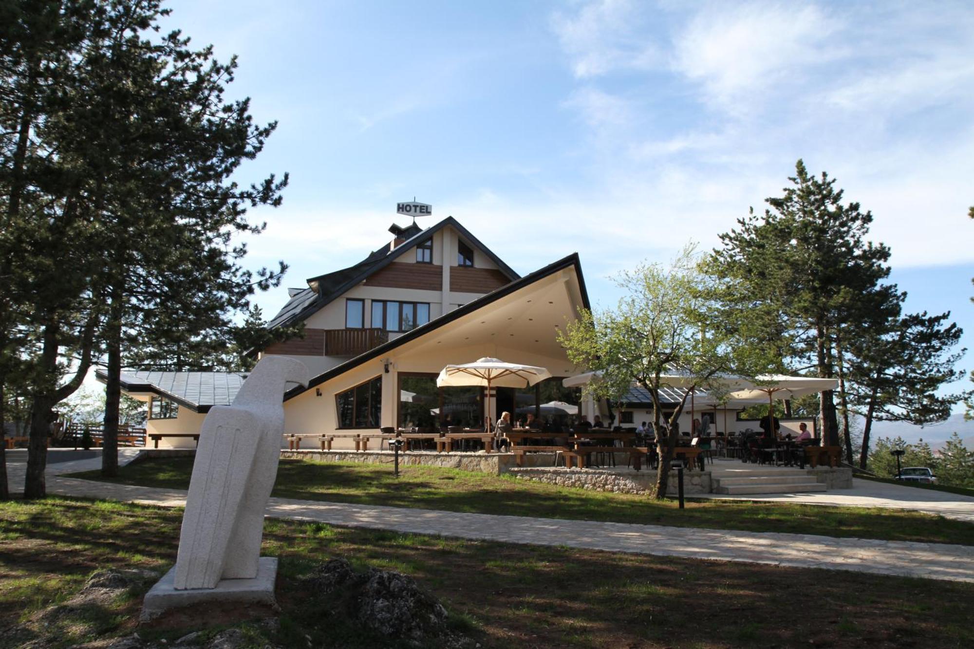 Hotel Trebjesa Nikšić Bagian luar foto