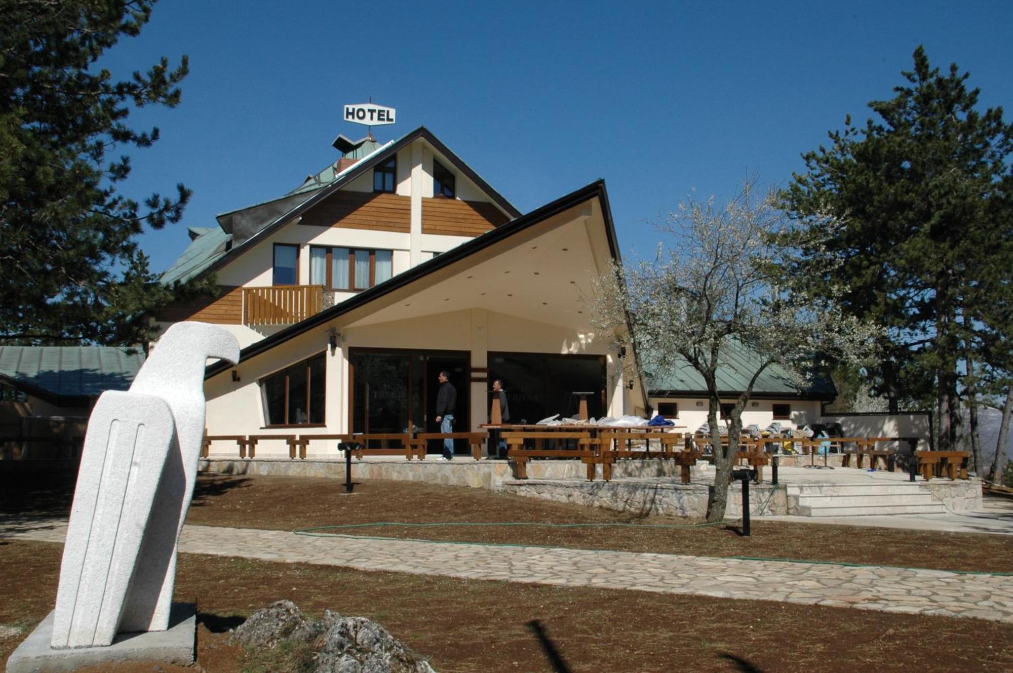 Hotel Trebjesa Nikšić Bagian luar foto