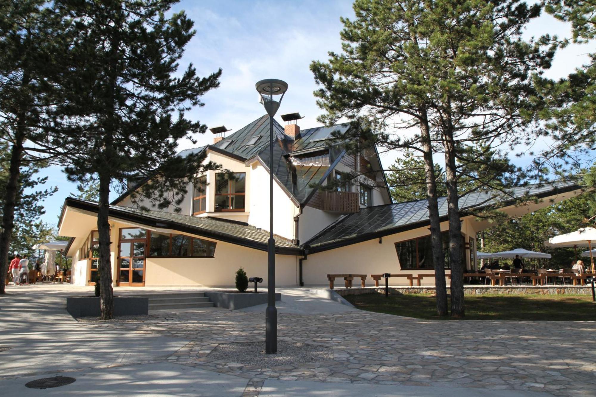 Hotel Trebjesa Nikšić Bagian luar foto